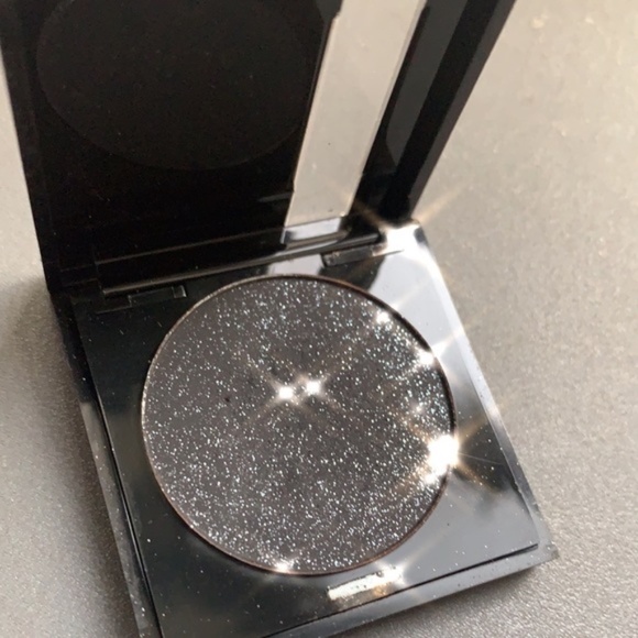 MakeupForever Fine Diamond Glitter Smokyeye Shadow